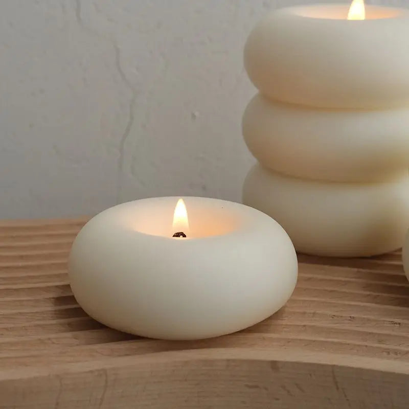 Veloura Donut French Vanilla Candle